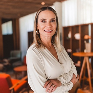 Melissa Barbosa - PR